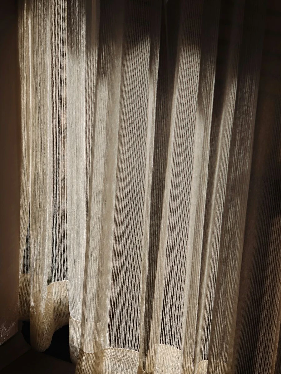 Curtain